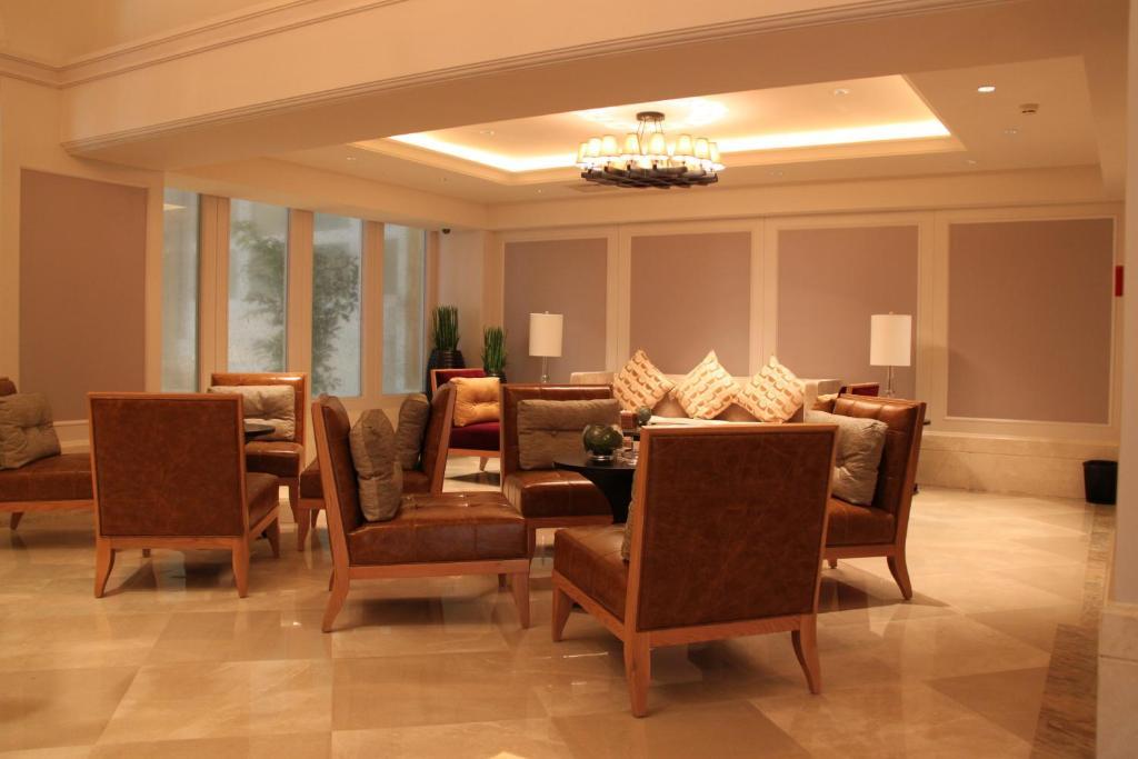 Landison Green Town Hotel Xinchang Extérieur photo